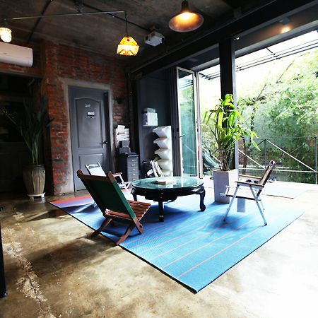 Hongdae Guesthouse Pajamaparty Seoul Exterior photo