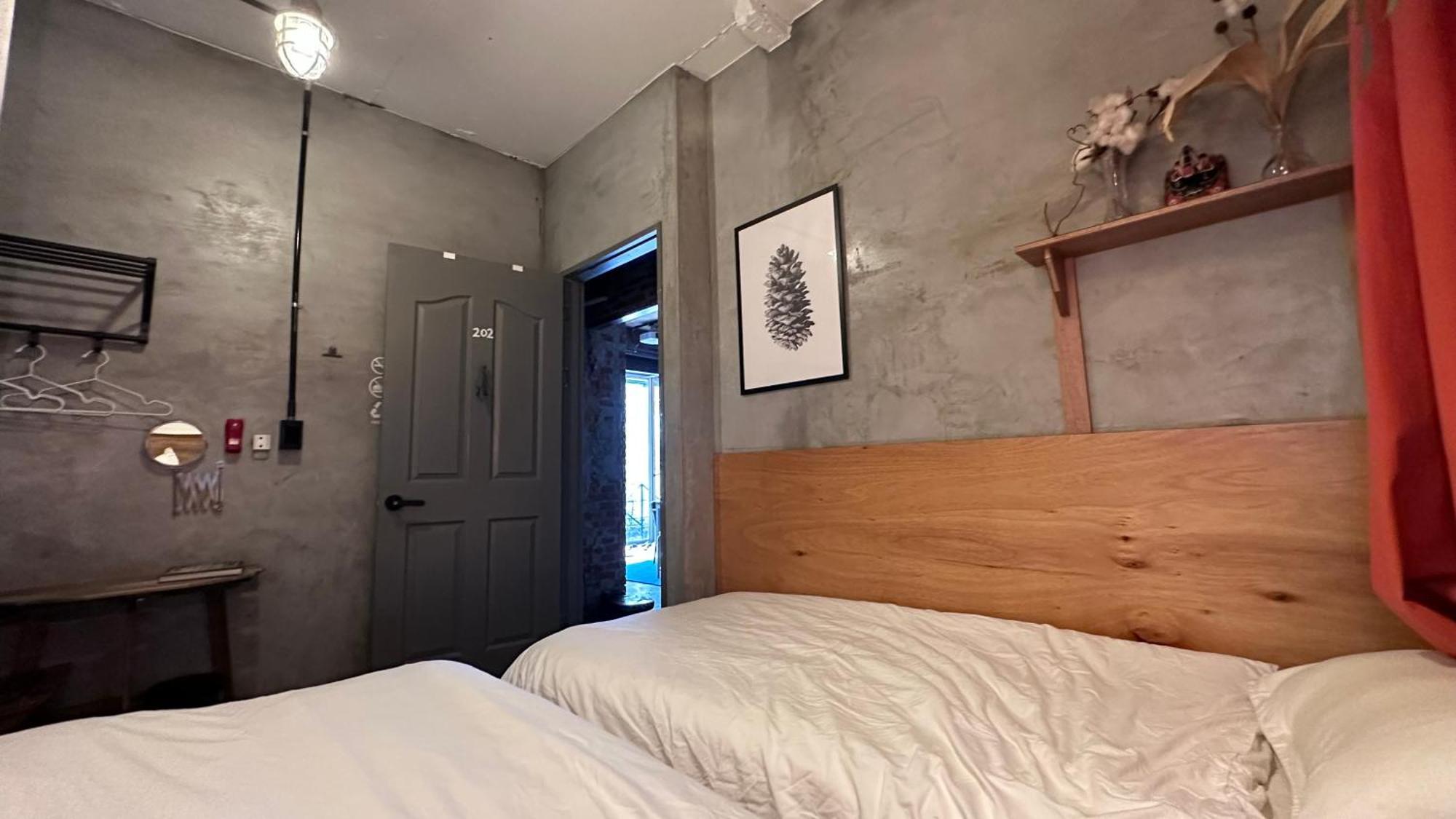 Hongdae Guesthouse Pajamaparty Seoul Exterior photo