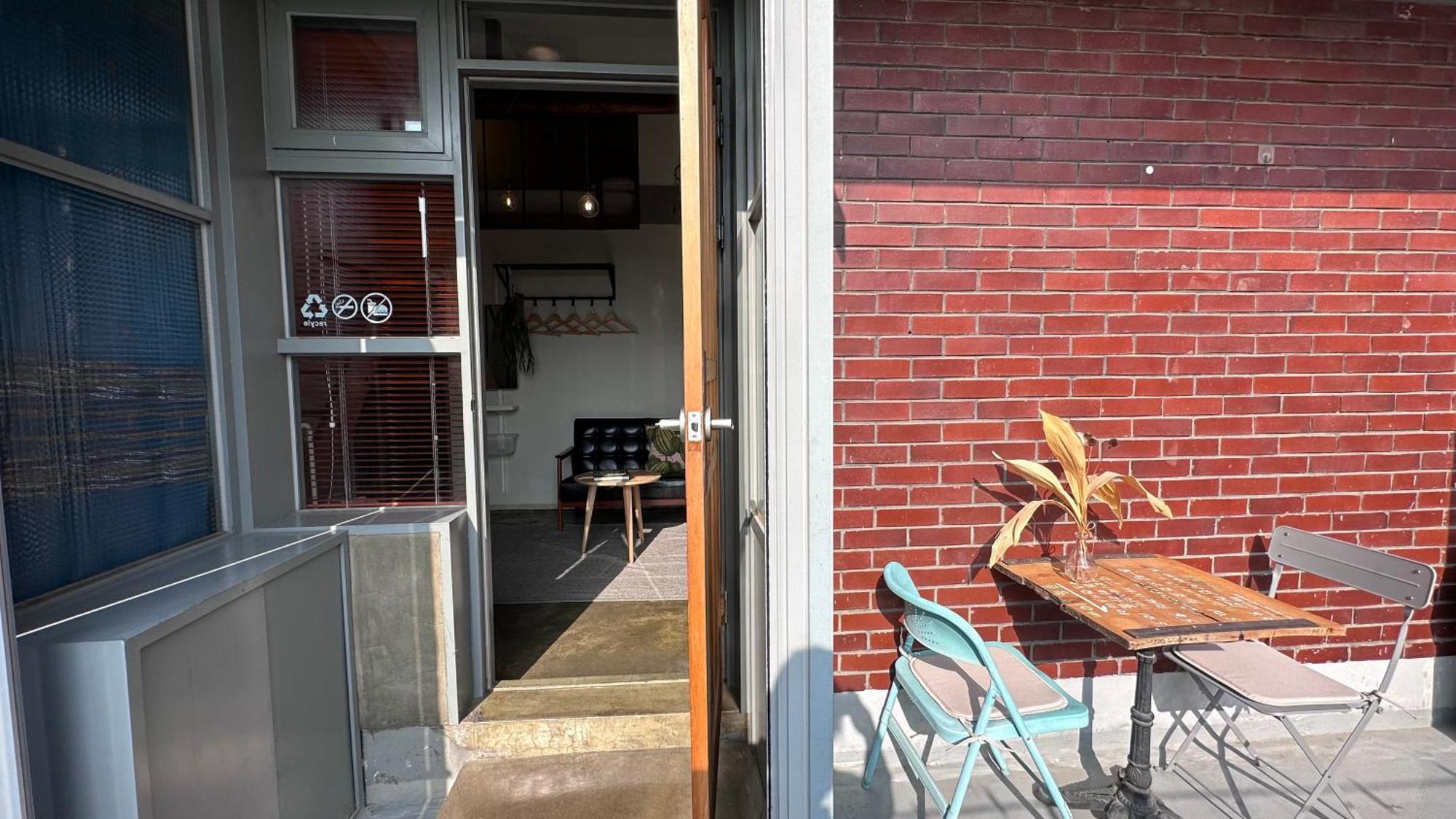 Hongdae Guesthouse Pajamaparty Seoul Exterior photo
