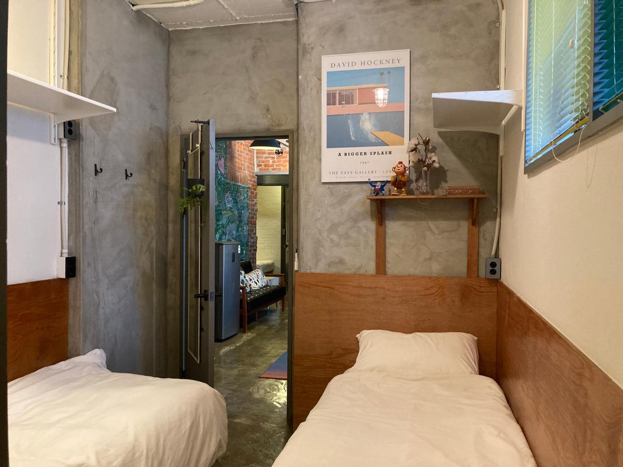 Hongdae Guesthouse Pajamaparty Seoul Exterior photo